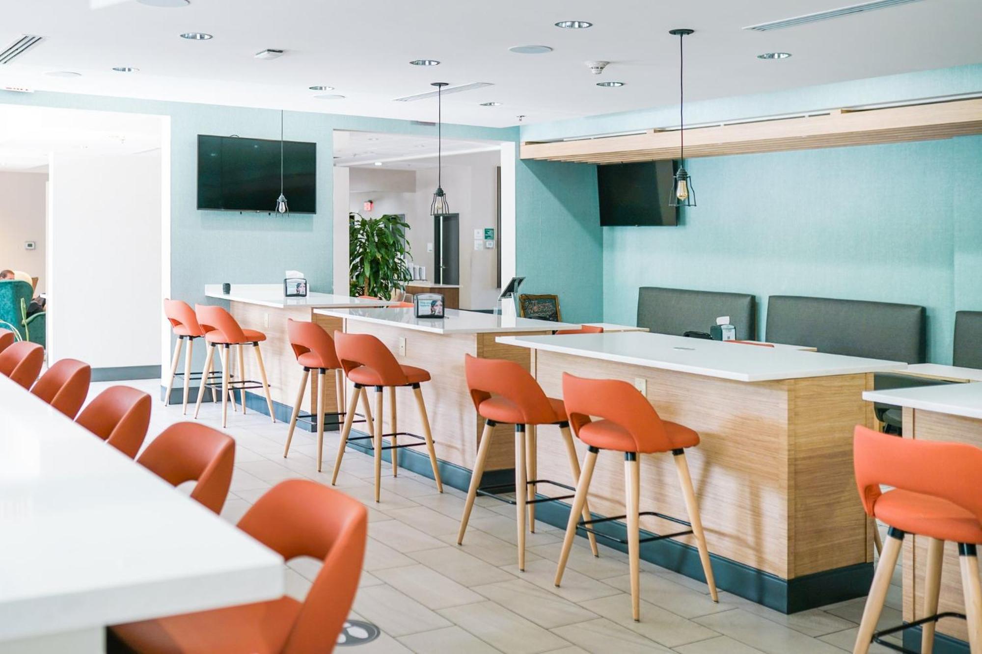 Holiday Inn & Suites - Fayetteville W-Fort Bragg Area By Ihg Екстер'єр фото